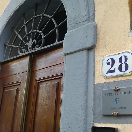 Lucretia House-3